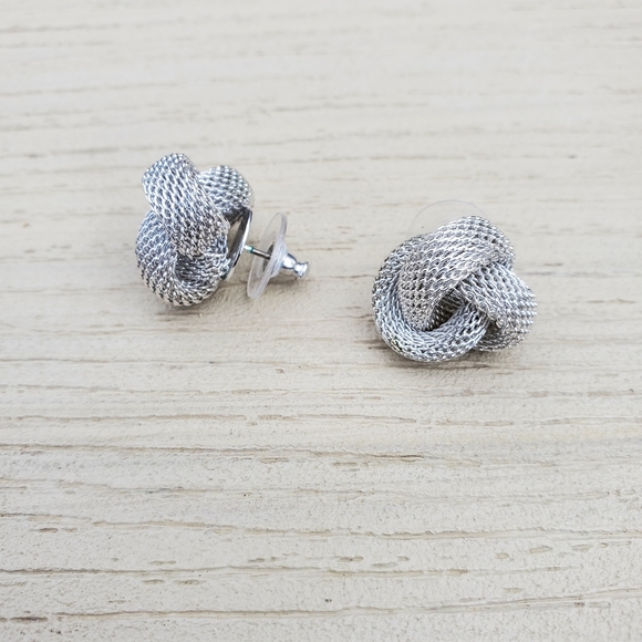 Silver tone Mesh Knot Stud Earrings - Picture 6 of 7